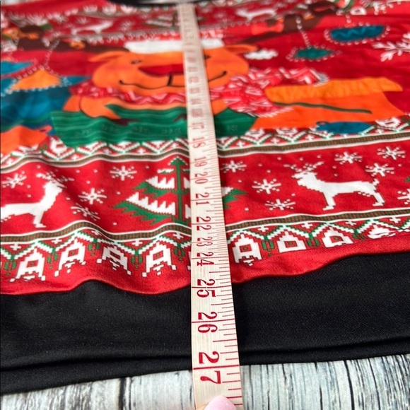 Men’s Festive Red Reindeer Sweater Sz Large - Picture 3 of 6